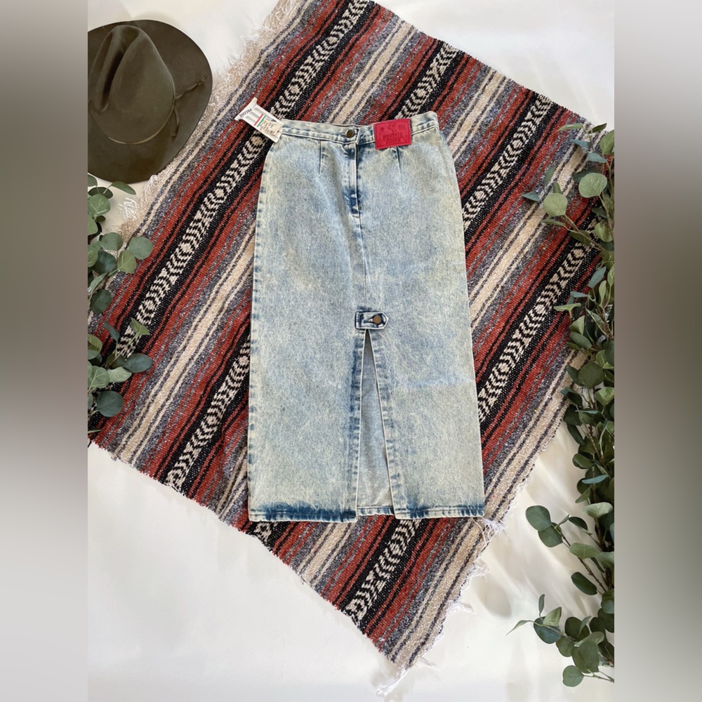 Vintage Prezzia acid wash denim skirt